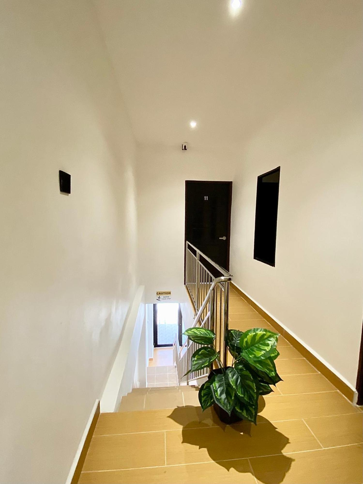 The 6N By Sky Hive Hotel George Town Exterior photo